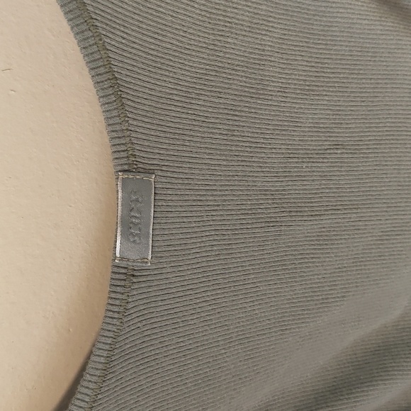 Skims Cotton Rib Leggings & Tank Set - Picture 9 of 10